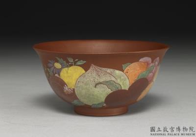 图片[3]-Yixing bowl with flowers and fruits in painted enamels, Qing dynasty, Kangxi reign (1662-1722)-China Archive